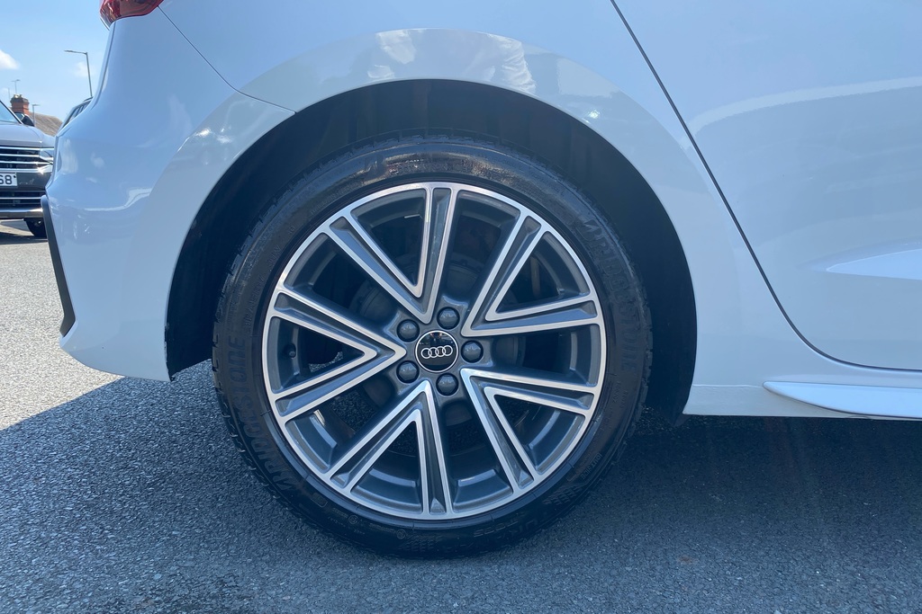 Audi A1 25 Tfsi S Line S Tronic White #5