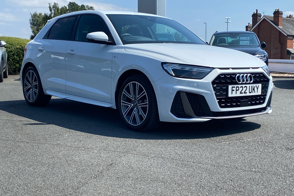 Audi A1 Technik White #13