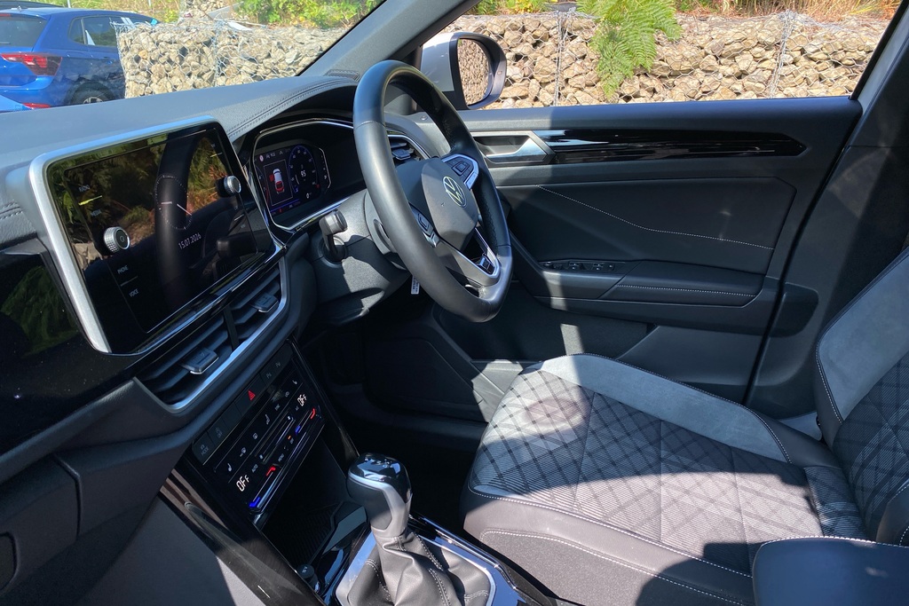 Volkswagen T-Roc 1.5 Tsi R-line Dsg MK74EBJ Grey #2