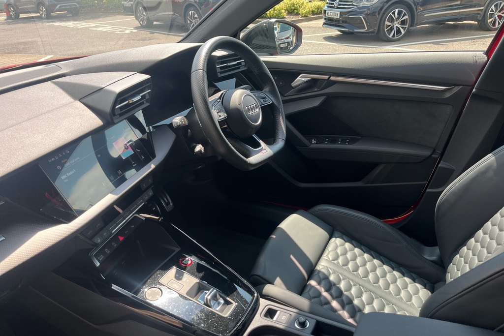 Audi RS3 Rs 3 Tfsi Quattro Carbon Black S Tronic Red #2