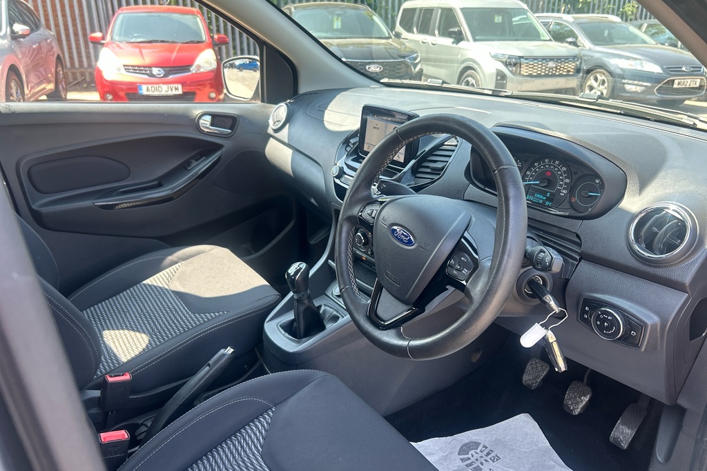 Ford KA+ 1.2 85 Active White #32