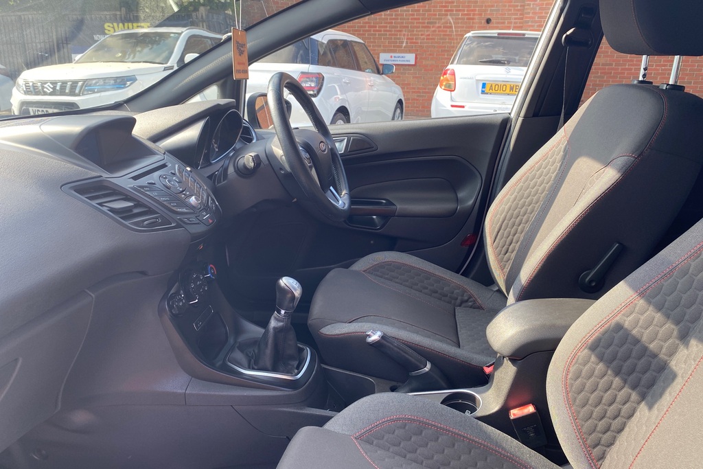 Ford Fiesta 1.0 Ecoboost St-line BL17ELH White #6