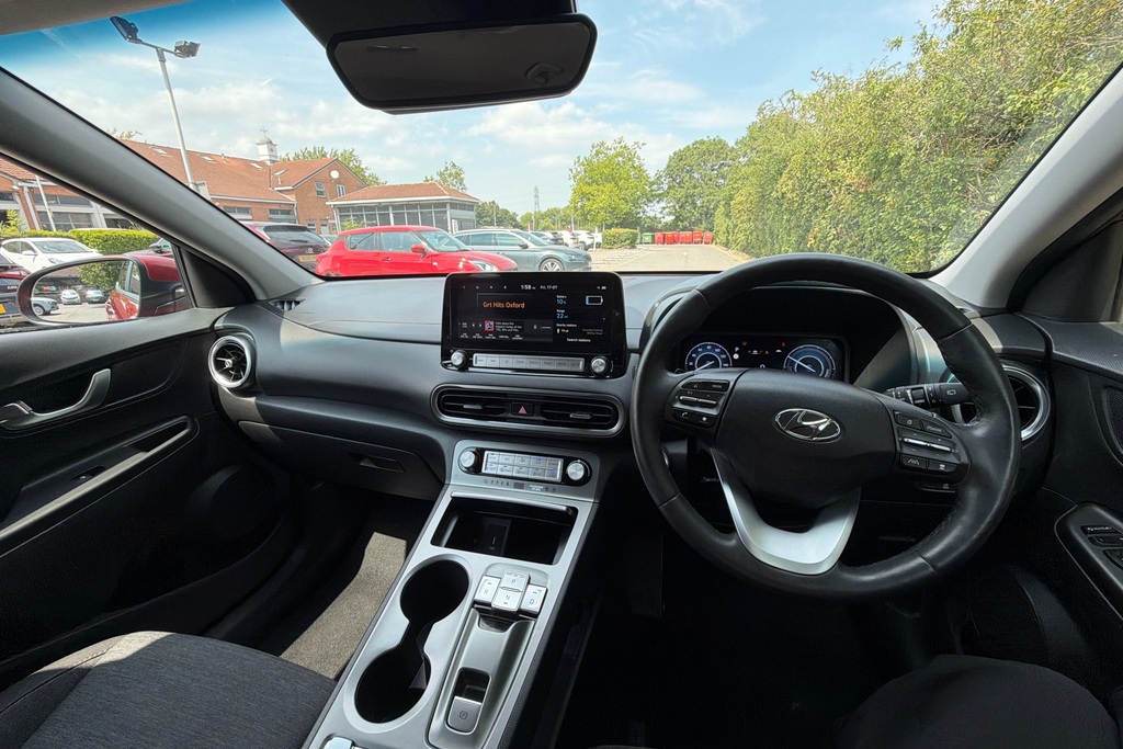 Hyundai Kona Premium YY23JXS Red #3