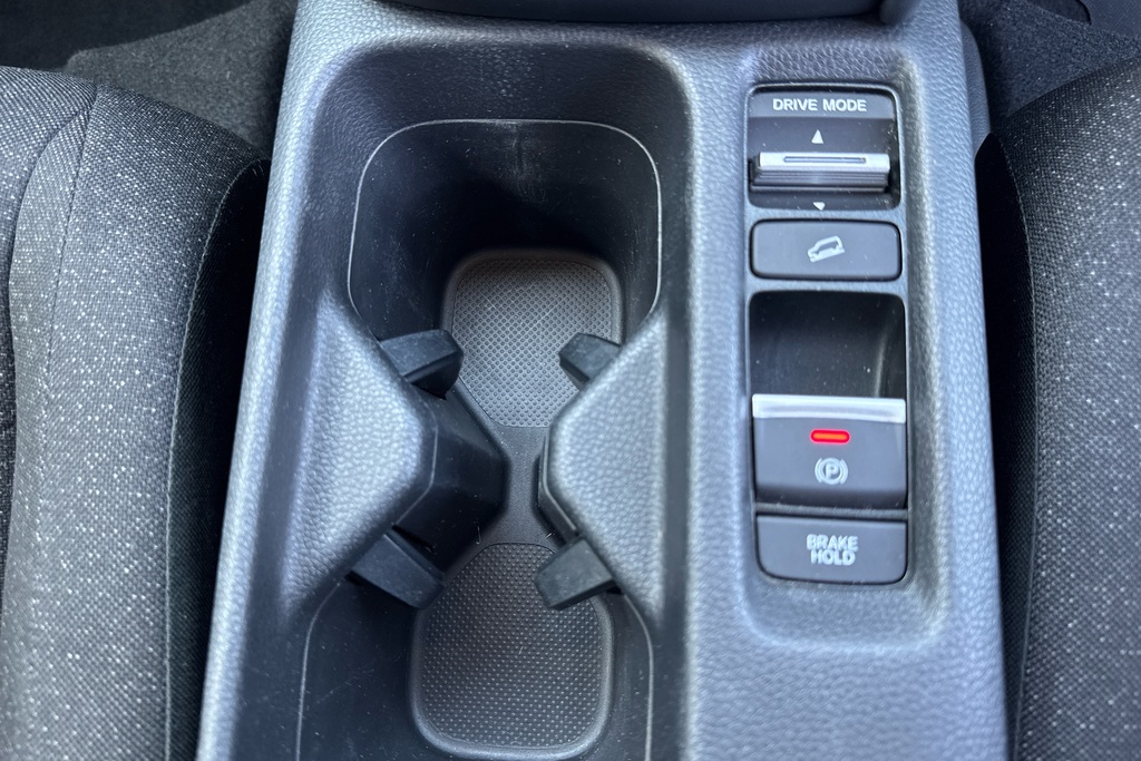 Honda Hr-V Elegance White #41