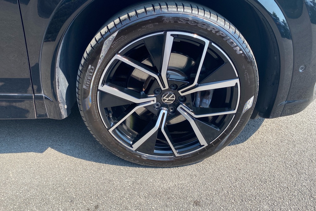 Volkswagen Tiguan 2.0 Tdi R-line Dsg MC74HBA Black #5