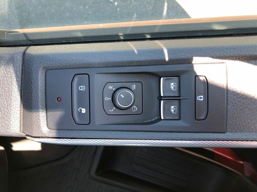 Volkswagen Caravelle Executive Dsg Red #22