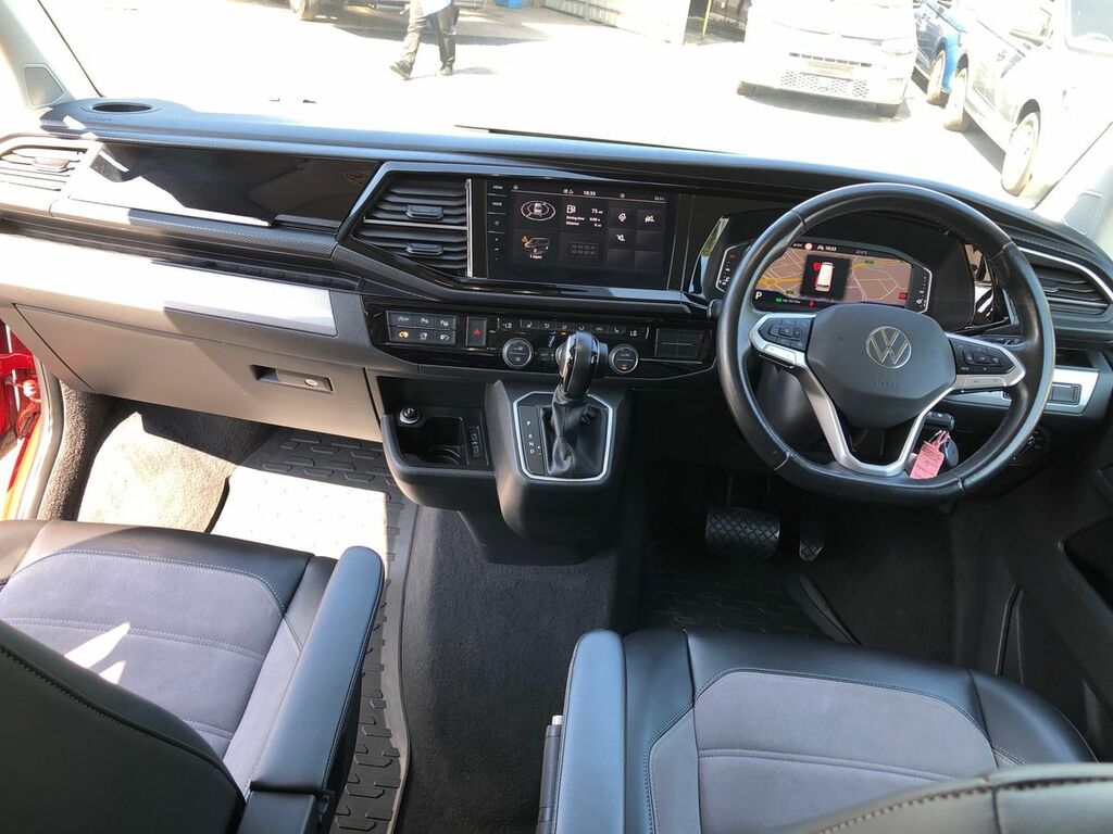 Volkswagen Caravelle Executive Dsg Red #25