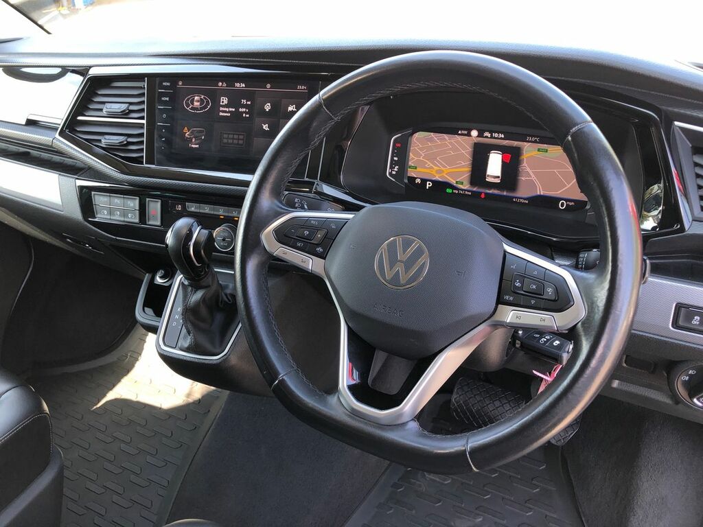 Volkswagen Caravelle Executive Dsg Red #10