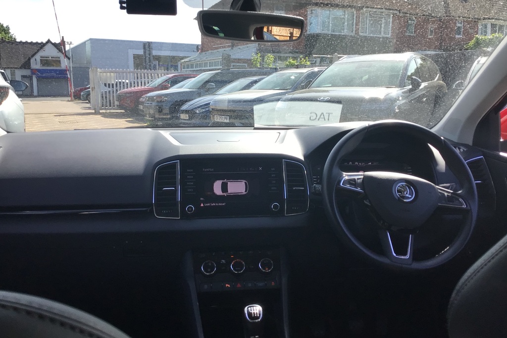 Skoda Karoq 1.5 Tsi Se L Red #3