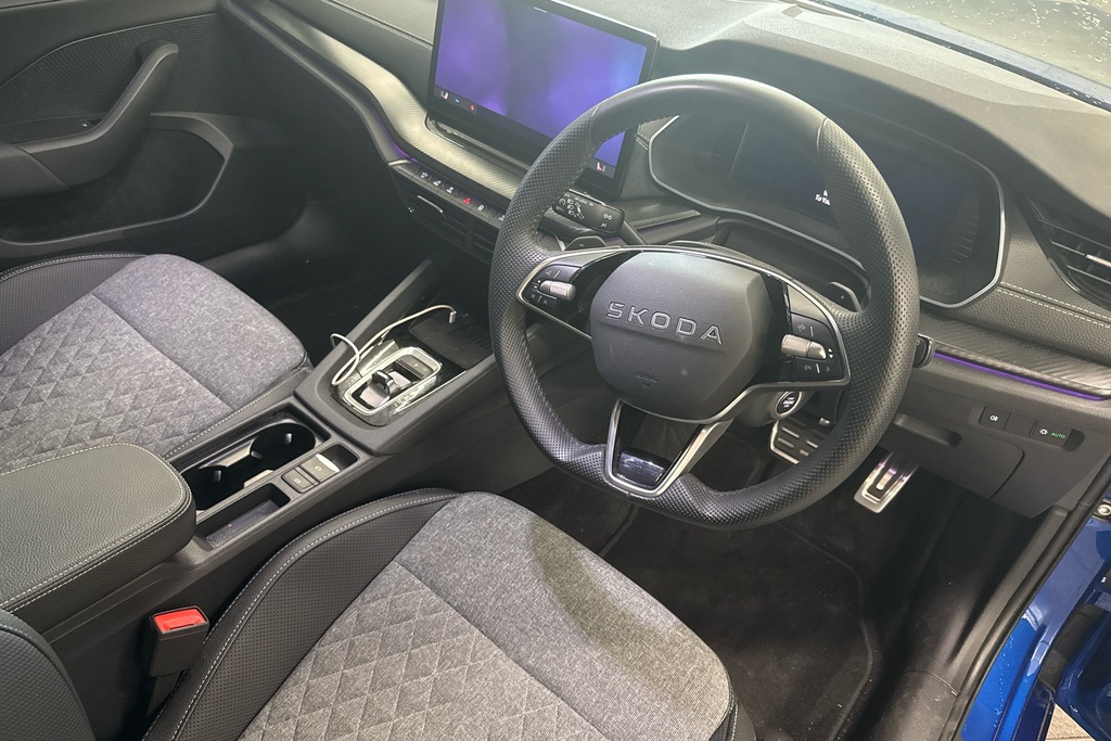 Skoda Octavia 1.5 Tsi 150 E-tec Sportline Dsg BN26DYJ Blue #6