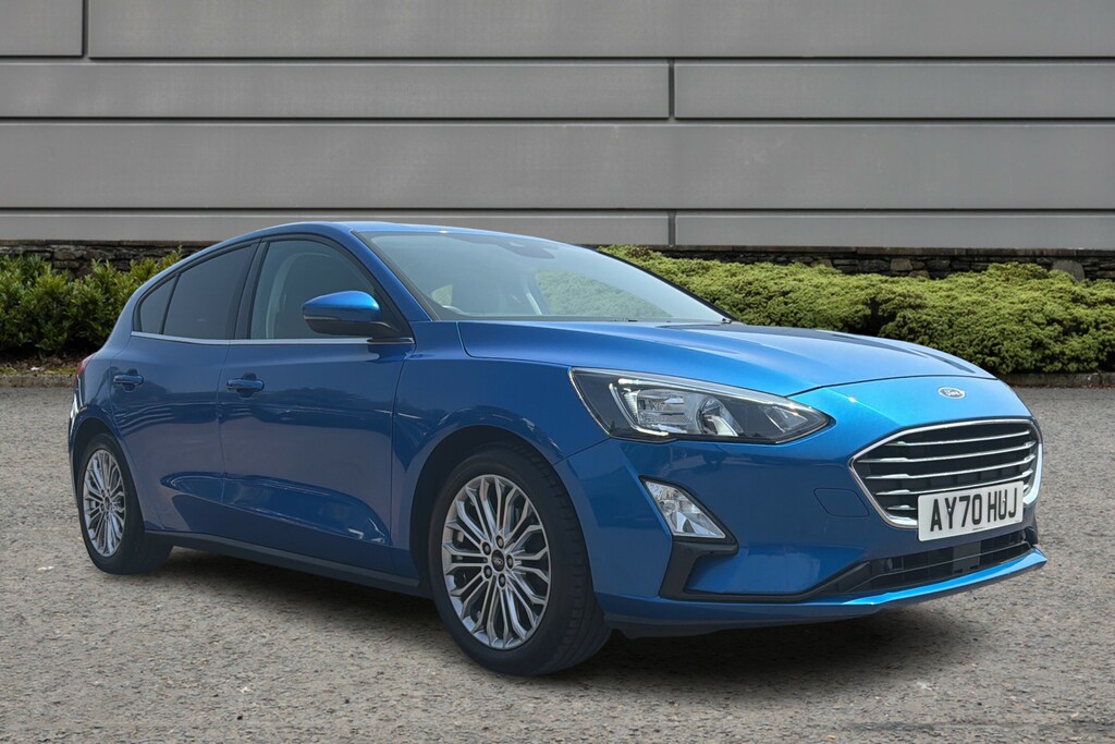 Ford Focus Titanium X Blue