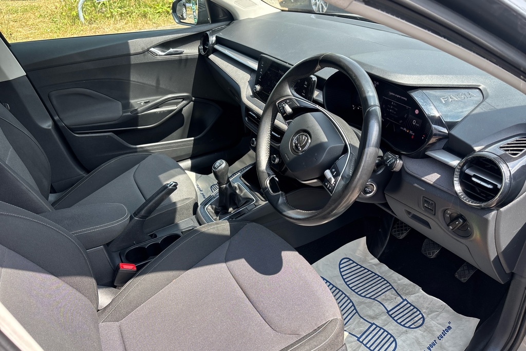 Skoda Fabia 1.0 Tsi 116 Se Edition Grey #6