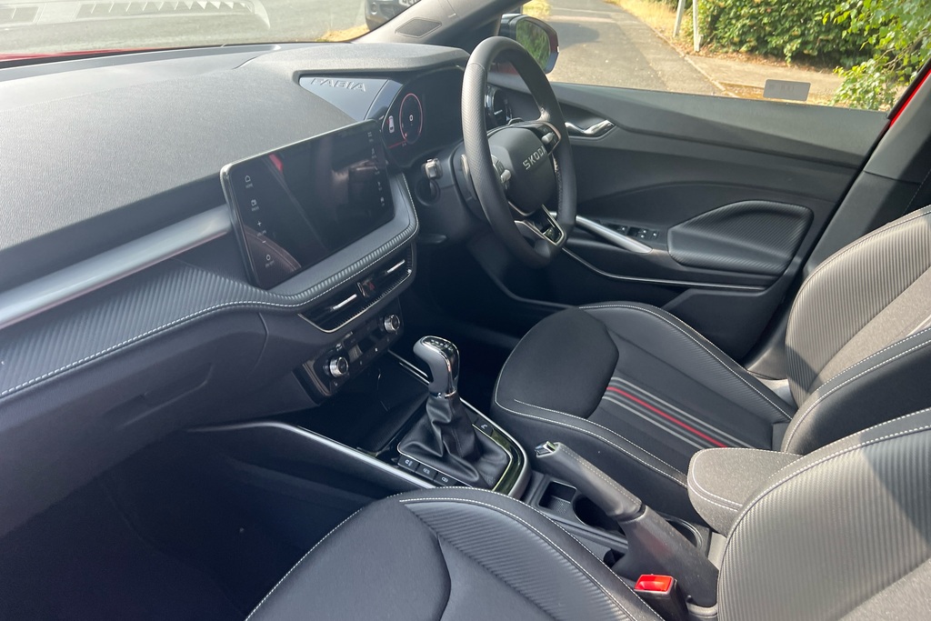 Skoda Fabia 1.5 Tsi 177 130 Dsg Black #2