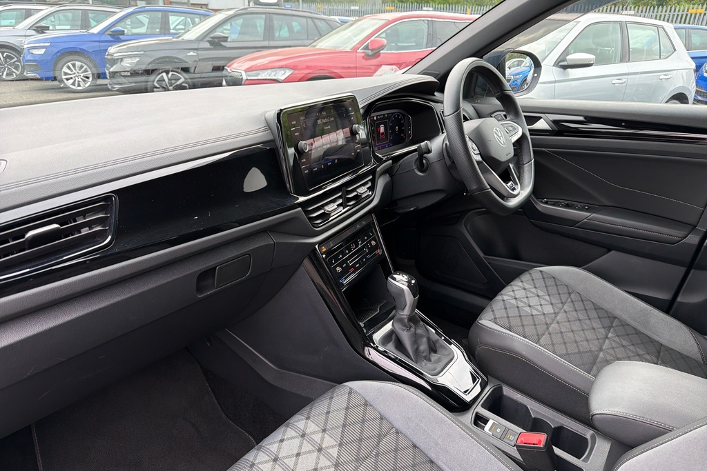 Volkswagen T-Roc 1.5 Tsi Black Edition Dsg BM25JWU Black #2