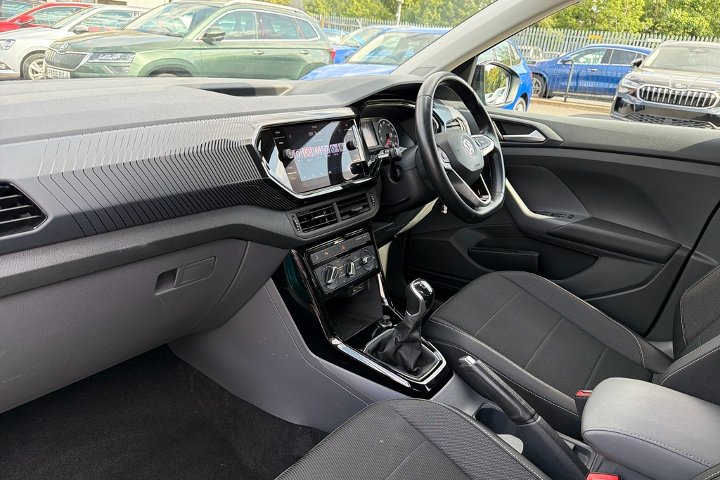 Volkswagen T-Cross 1.0 Tsi 115 Se VE69AKF Blue #2
