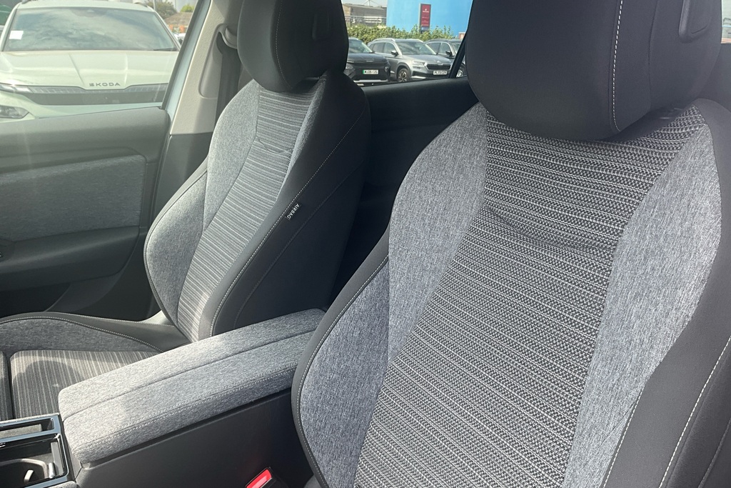 Skoda Superb 1.5 Tsi E-tec Se Technology Dsg Black #29