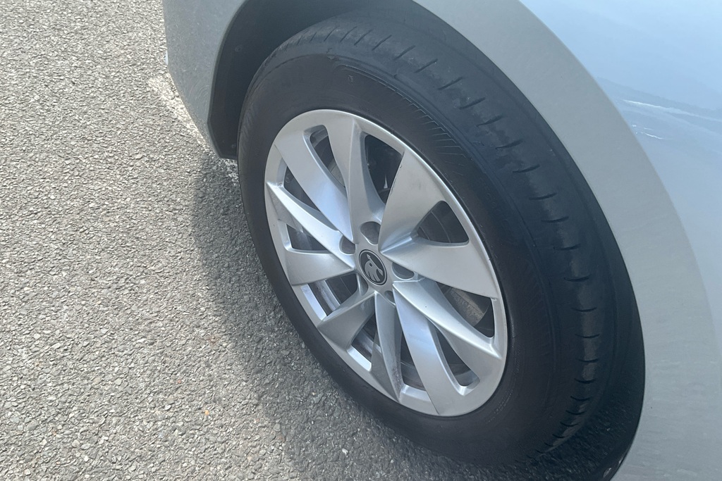 Skoda Superb 1.5 Tsi E-tec Se Technology Dsg Black #23
