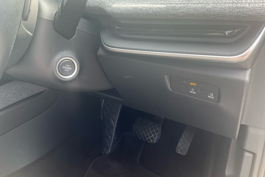 Skoda Superb 1.5 Tsi E-tec Se Technology Dsg Black #46