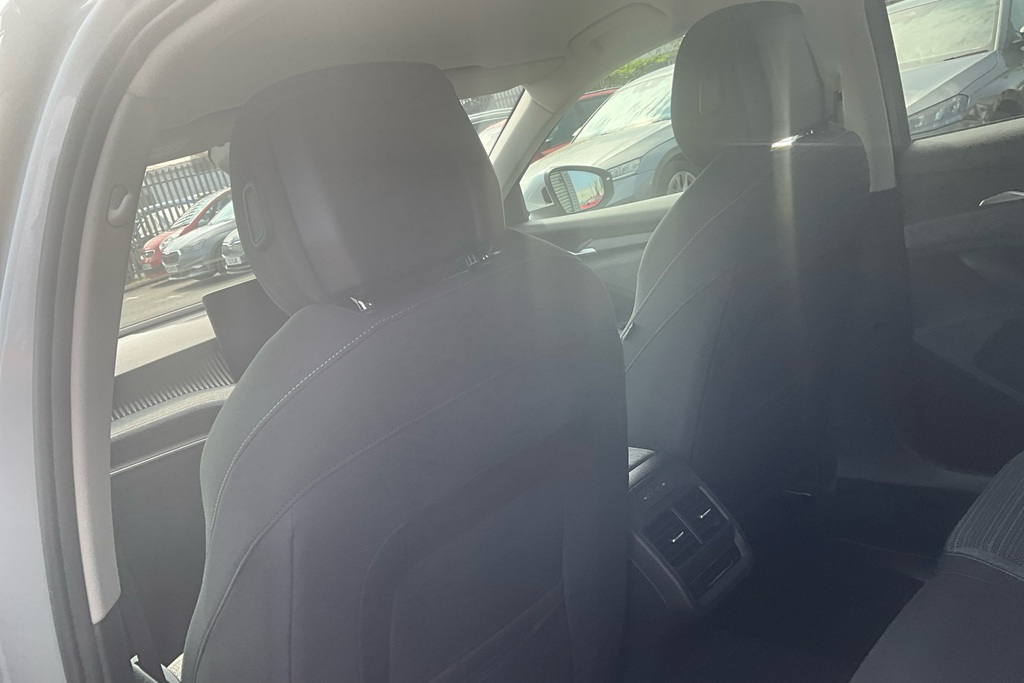 Skoda Superb 1.5 Tsi E-tec Se Technology Dsg Black #34