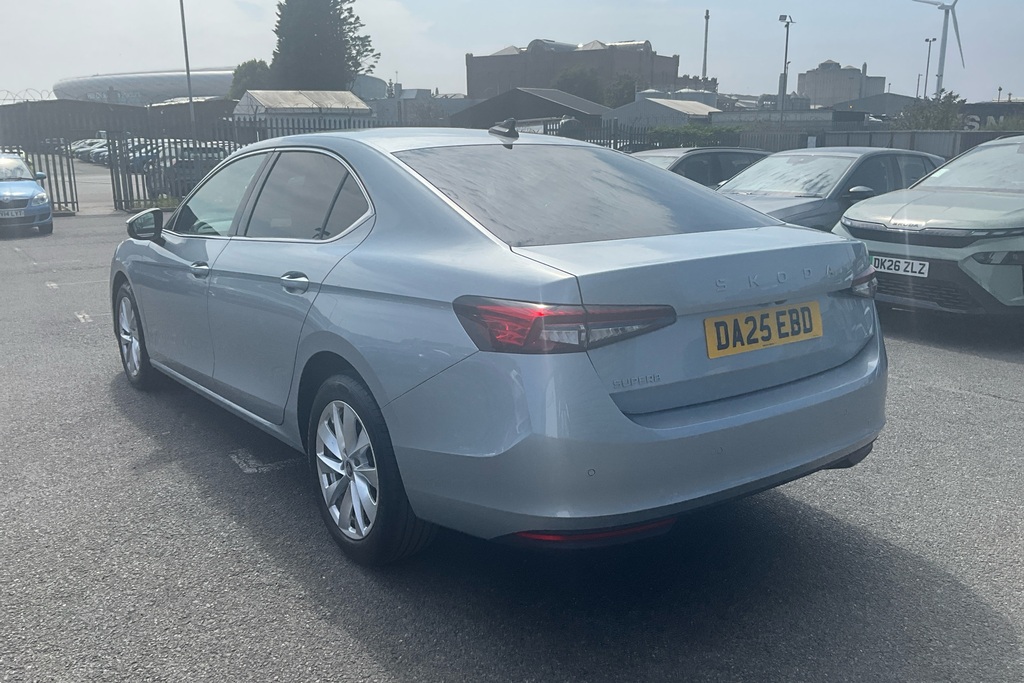 Skoda Superb 1.5 Tsi E-tec Se Technology Dsg Black #19