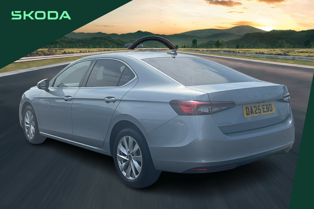 Skoda Superb 1.5 Tsi E-tec Se Technology Dsg Silver #3