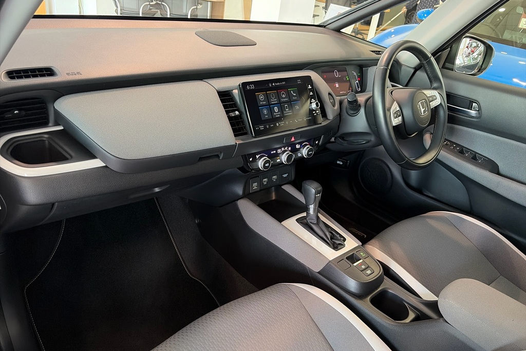 Honda Jazz 1.5 I-mmd Hybrid Crosstar Ex Ecvt Grey #6