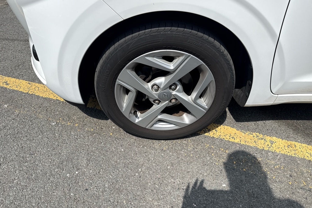 Hyundai I10 Premium Silver #16