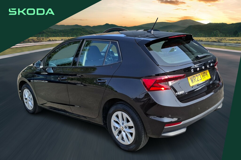 Skoda Fabia 1.0 Tsi 110 Se Comfort Black #3
