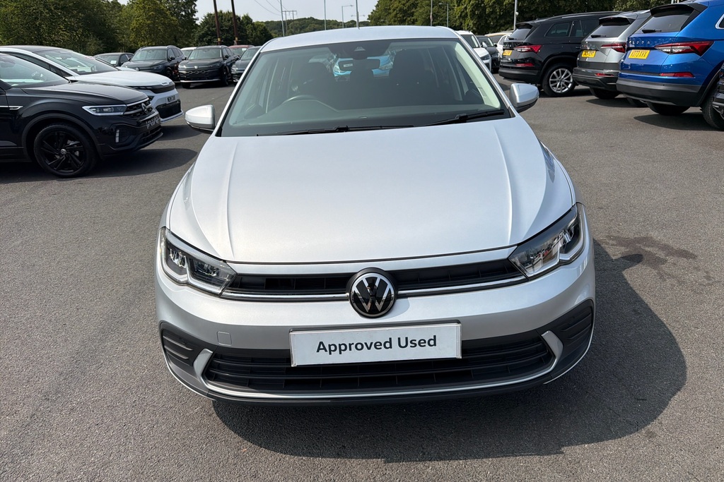 Volkswagen Polo Hatchback Black #27
