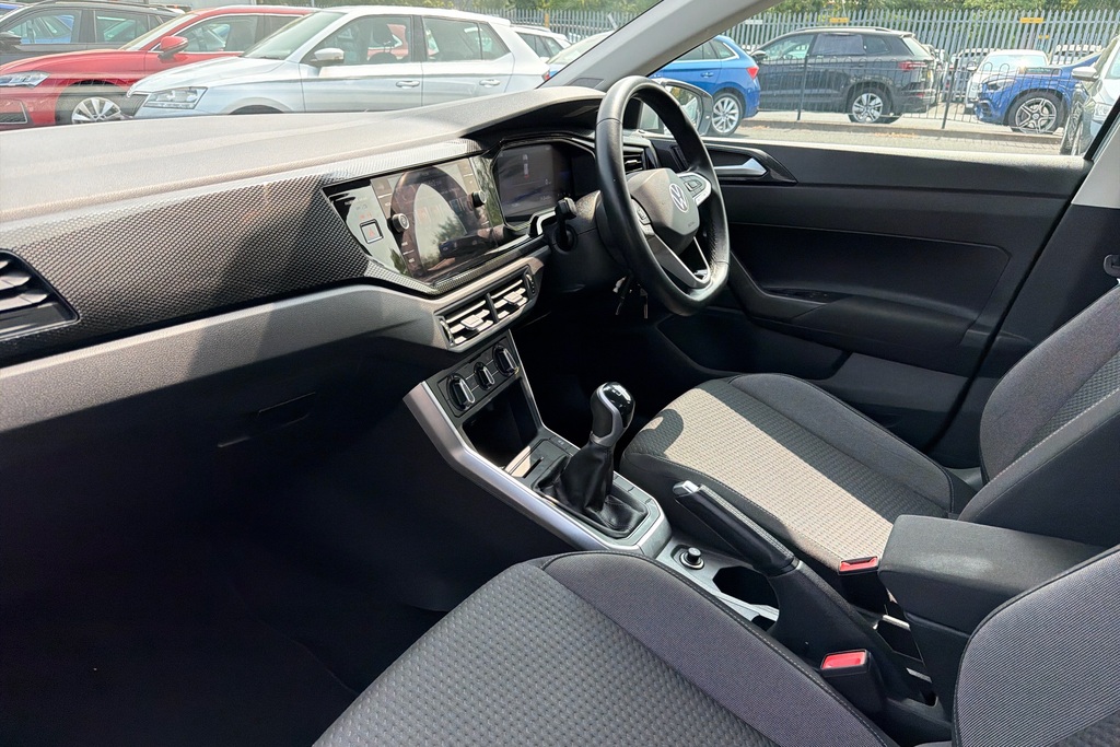 Volkswagen Polo 1.0 Tsi Life Silver #2