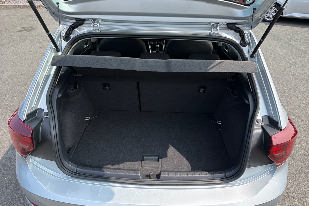 Volkswagen Polo Hatchback Black #12