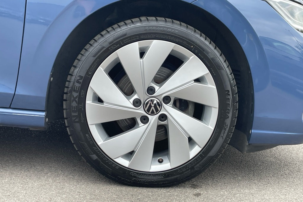 Volkswagen Golf 1.5 Tsi 150 Match GD24UKF Blue #5