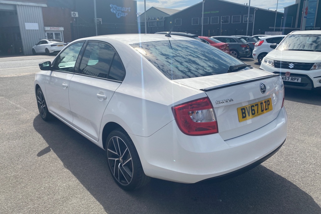 Skoda Rapid 1.2 Tsi 110Ps Sport Hatchback 5-Dr Black #45