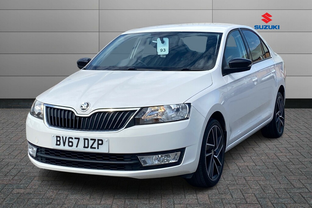 Skoda Rapid 1.2 Tsi 110 Sport White #4