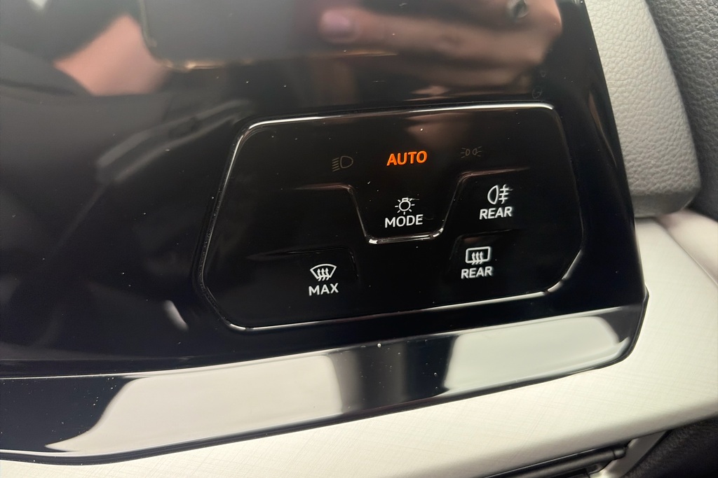 Volkswagen Golf Golf R-line Tsi Black #40
