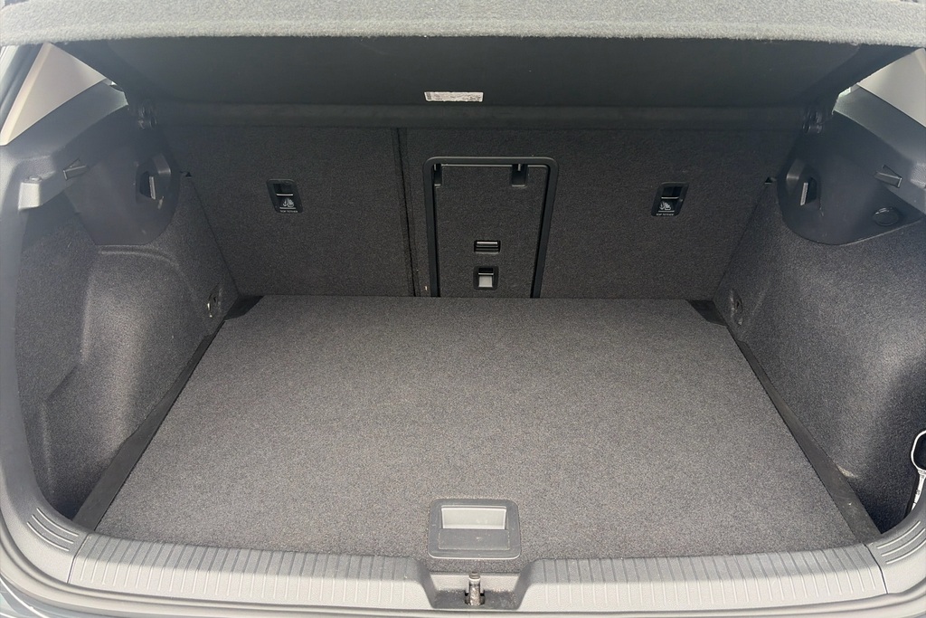 Volkswagen Golf Golf R-line Tsi Black #12