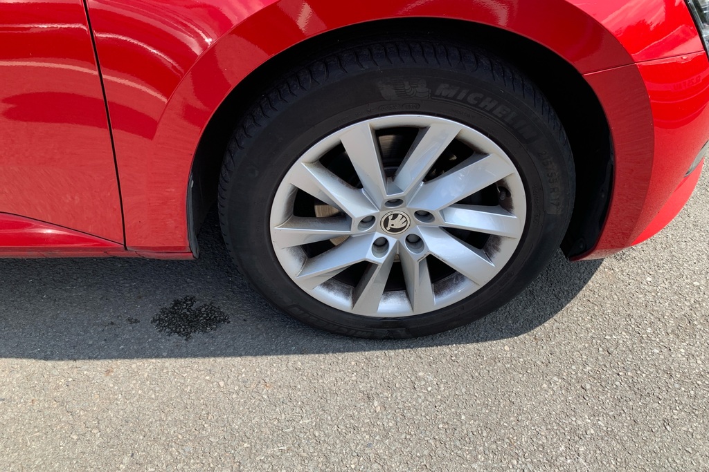 Skoda Superb 2.0 Tdi Cr Se Technology Dsg Red #5