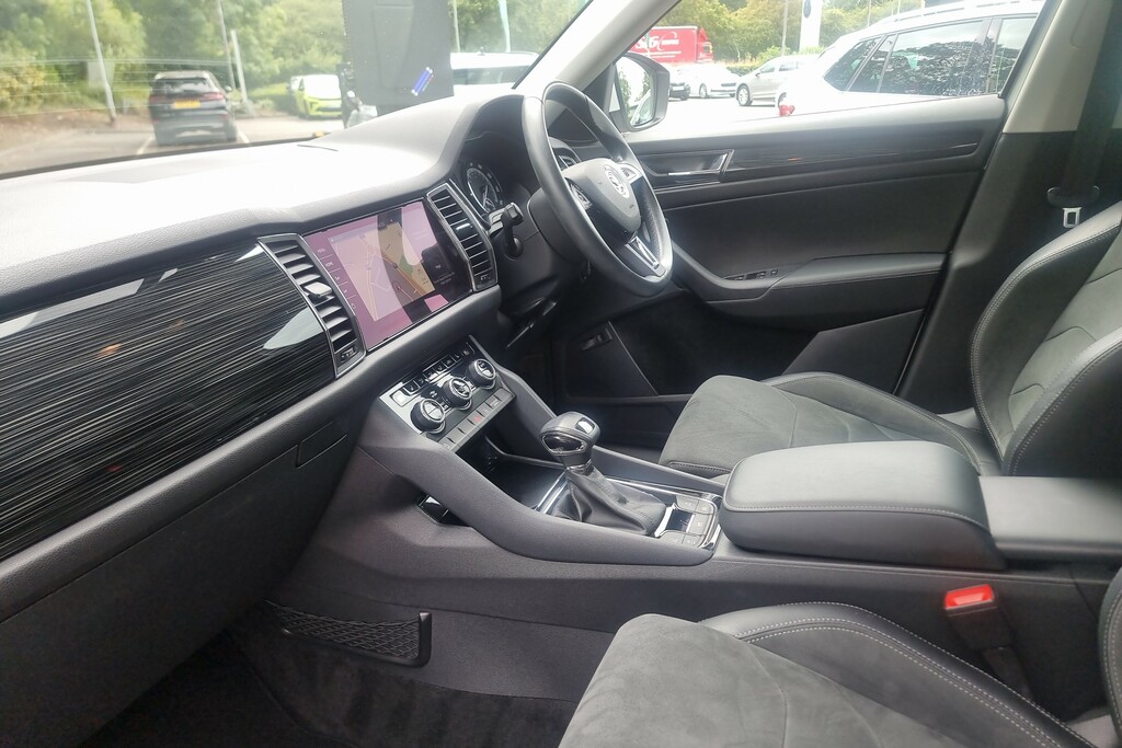 Skoda Kodiaq 2.0 Tsi 190 Se L 4X4 Dsg White #2