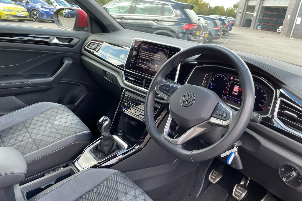 Volkswagen T-Roc 1.5 Tsi R-line WK73NDC Red #6