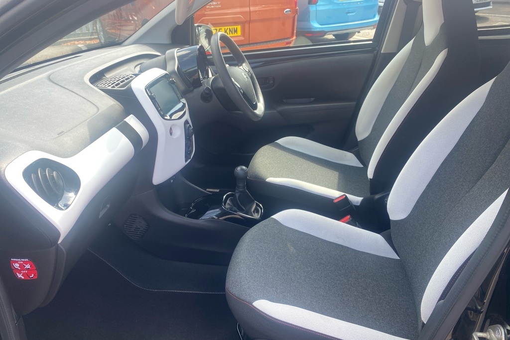 Citroen C1 Urban Ride Black #6