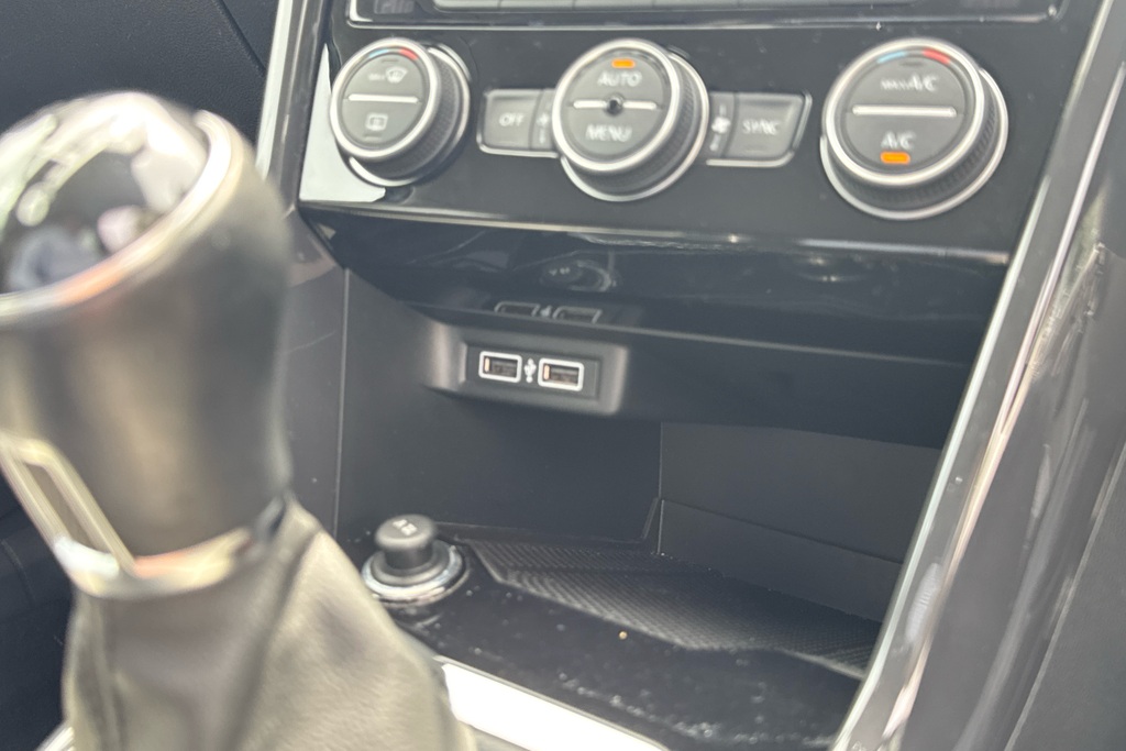 Volkswagen T-Roc Grey #46