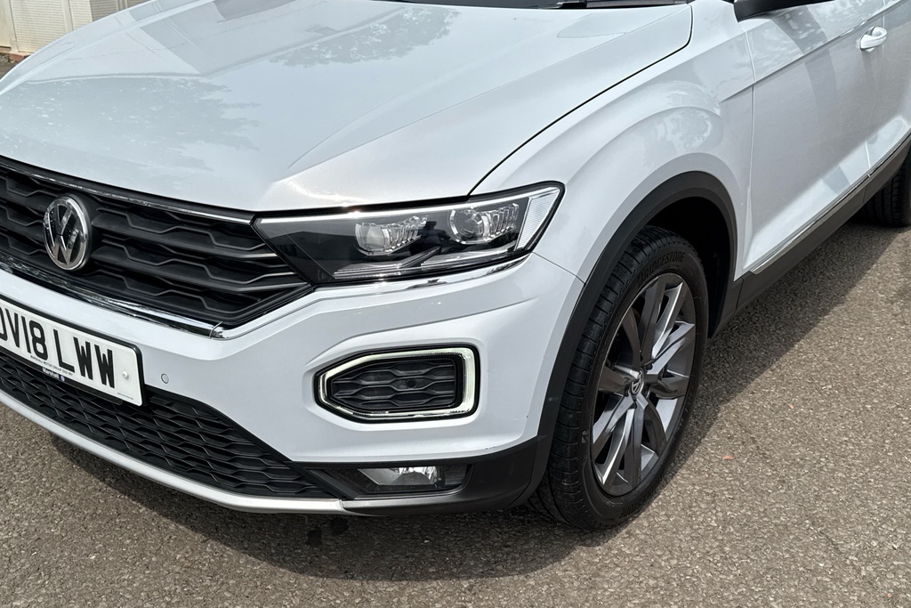 Volkswagen T-Roc Grey #32