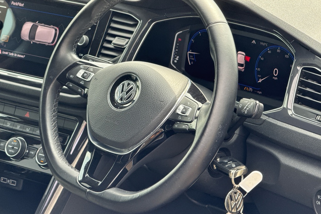 Volkswagen T-Roc Grey #42
