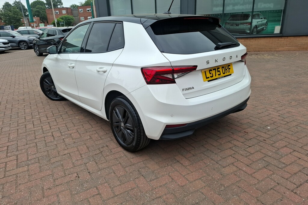 Skoda Fabia 1.0 Tsi 116 Design Edition Hatchback White #24