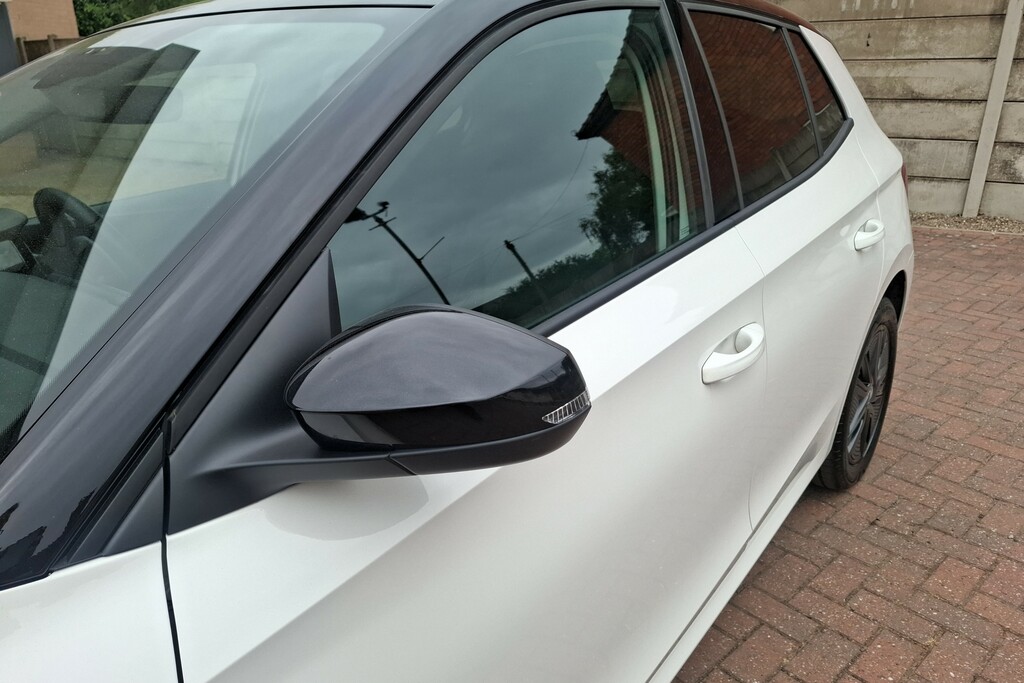 Skoda Fabia 1.0 Tsi 116 Design Edition Hatchback White #20