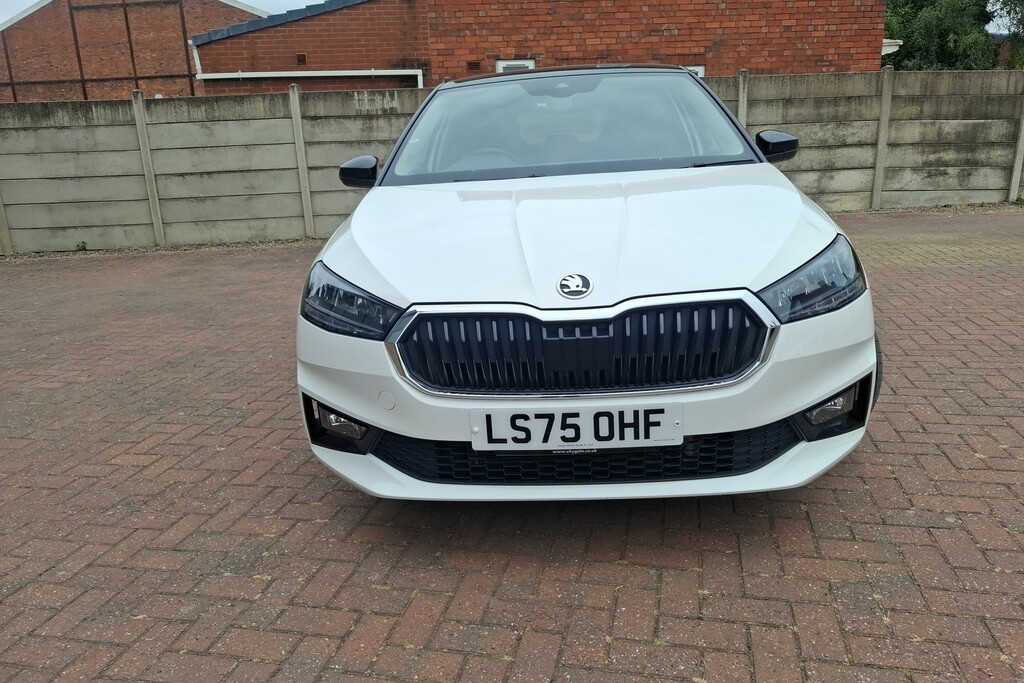 Skoda Fabia 1.0 Tsi 116 Design Edition Hatchback White #19