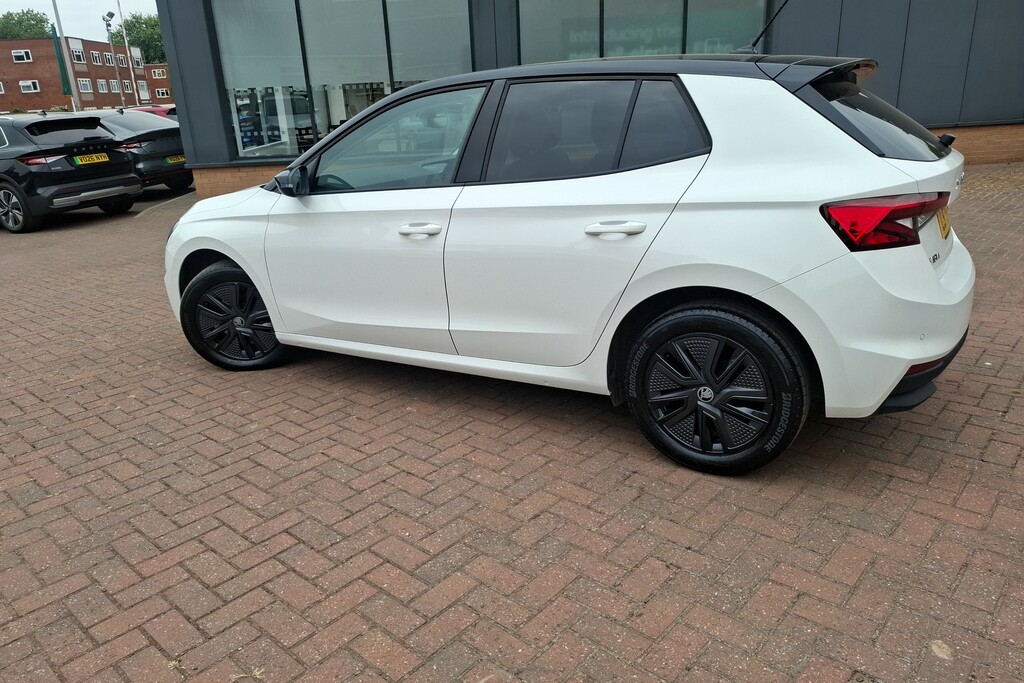 Skoda Fabia 1.0 Tsi 116 Design Edition Hatchback White #23