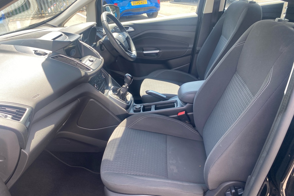 Ford C-Max Zetec Black #6