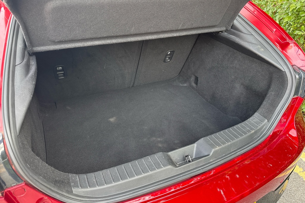 Mazda 3 2.0 122Ps 2Wd Sport Lux 21 Grey #37