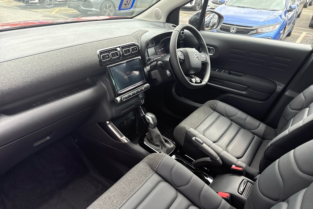 Citroen C3 Aircross 1.2 Puretech 130 Shine Plus Eat6 PK23XAM Red #2
